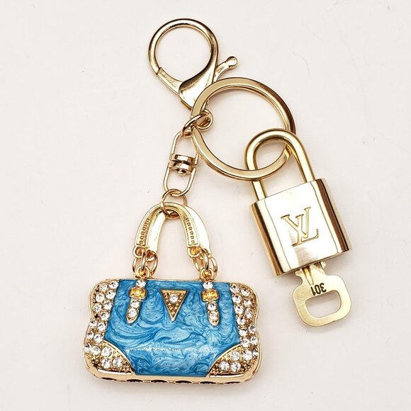 Authentic Louis Vuitton Lock & Key with unbranded Bagcharm, Keycharm, Keychain - Picture 1 of 8